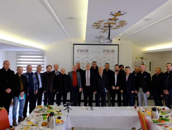 4 “Hedefi olan kazanır.” diyerek Isparta’ya vizyon kazandırıyorlar