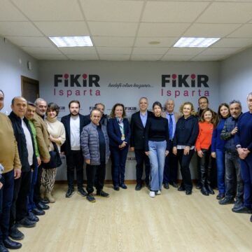 Fikir Isparta Topluluğu’nda “bağımlılık” konuşuldu: Uzm. Psikiyatri Hemşiresi ve Mimar Dr. Apaydın’dan çarpıcı tespitler